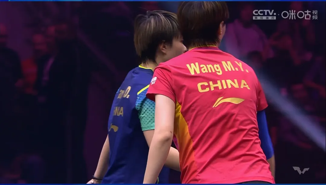 版本更新-包含法兰克福客场力克对手，连胜两轮的词条